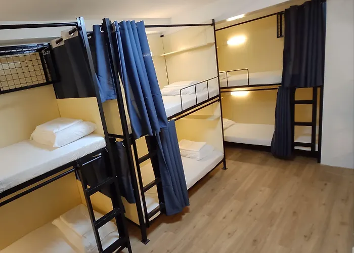 Nomad's Hub Coliving 4* Cebu
