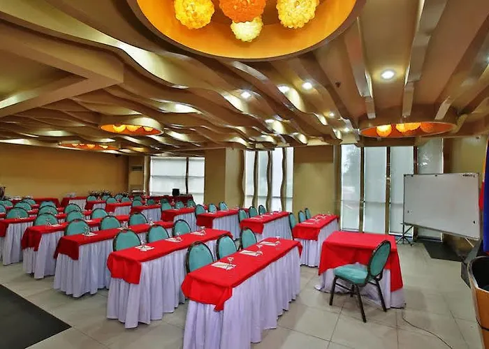 Nomad's Hub Coliving Hotel