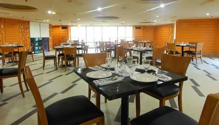Hotel Nomad's Hub Coliving 4*